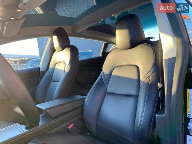 Тесла Модель 3 2022 в Львове на Automoto.ua Черный Тесла Модель 3, объемом двигателя 0 л и пробегом 61 тыс. км за 21900 $, фото 14 на Automoto.ua