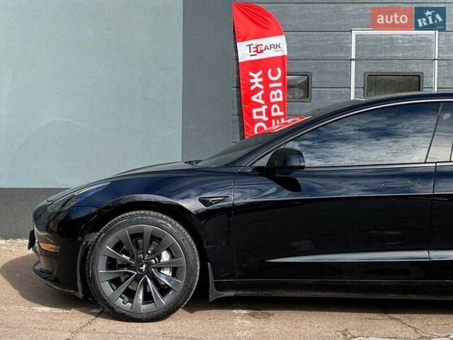 Тесла Модель 3 2022 у Києві на Automoto.ua Чорний Тесла Модель 3, об'ємом двигуна 0 л та пробігом 44 тис. км за 25500 $, фото 4 на Automoto.ua