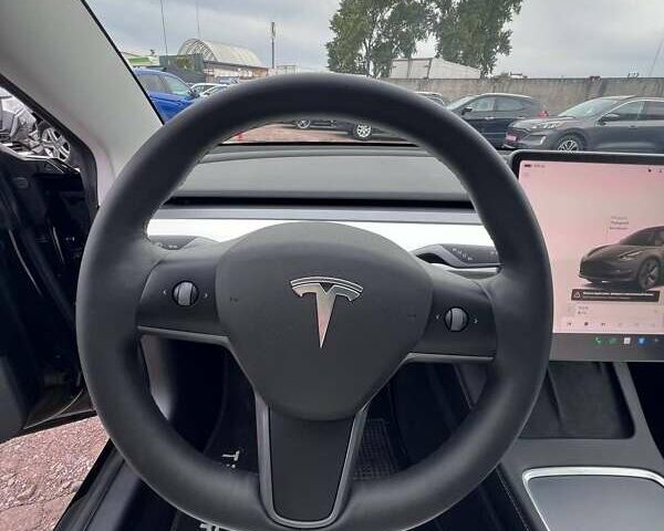 Черный Тесла Модель 3, объемом двигателя 0 л и пробегом 69 тыс. км за 21000 $, фото 29 на Automoto.ua