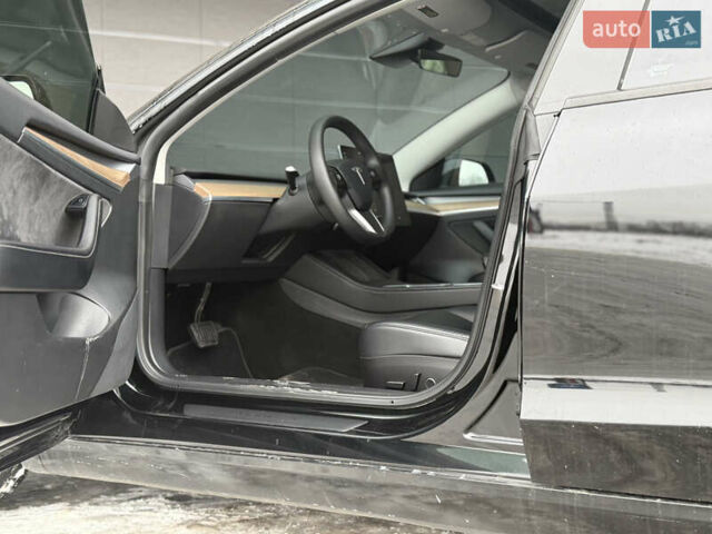 Черный Тесла Модель 3, объемом двигателя 0 л и пробегом 93 тыс. км за 19500 $, фото 8 на Automoto.ua