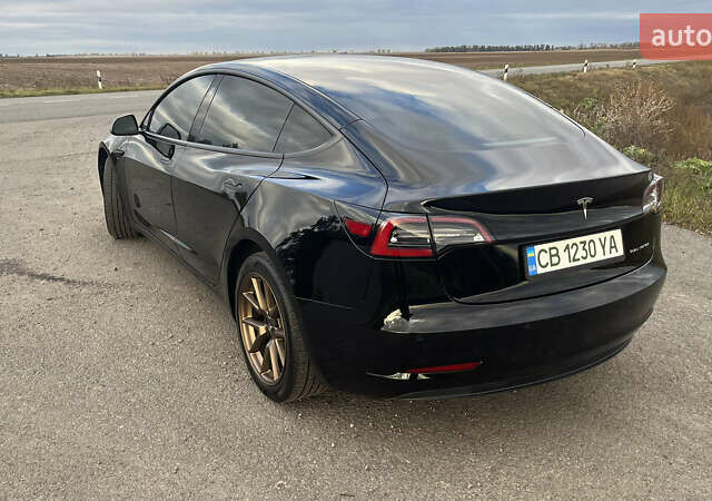 Черный Тесла Модель 3, объемом двигателя 0 л и пробегом 50 тыс. км за 25999 $, фото 1 на Automoto.ua