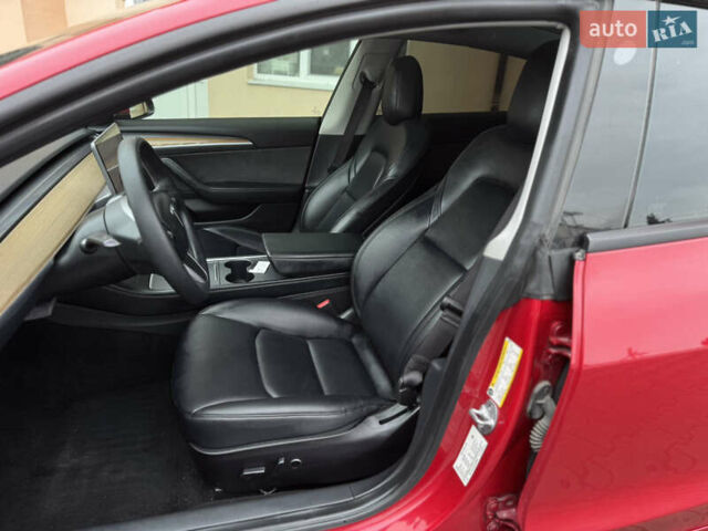 Черный Тесла Модель 3, объемом двигателя 0 л и пробегом 171 тыс. км за 16300 $, фото 19 на Automoto.ua