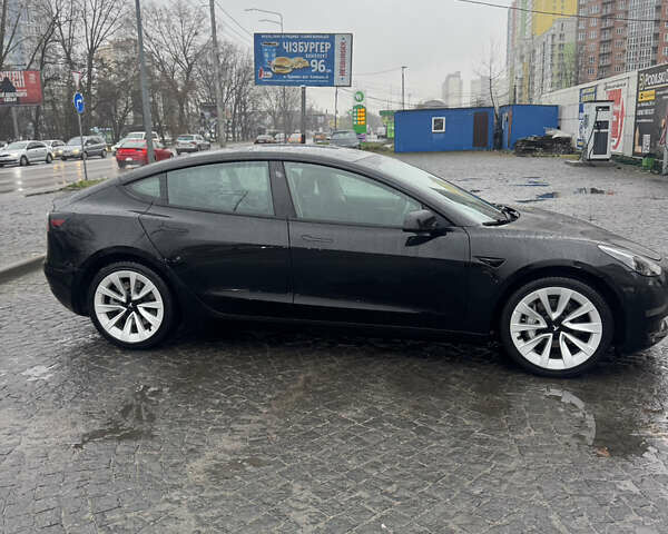 Черный Тесла Модель 3, объемом двигателя 0 л и пробегом 26 тыс. км за 22700 $, фото 3 на Automoto.ua