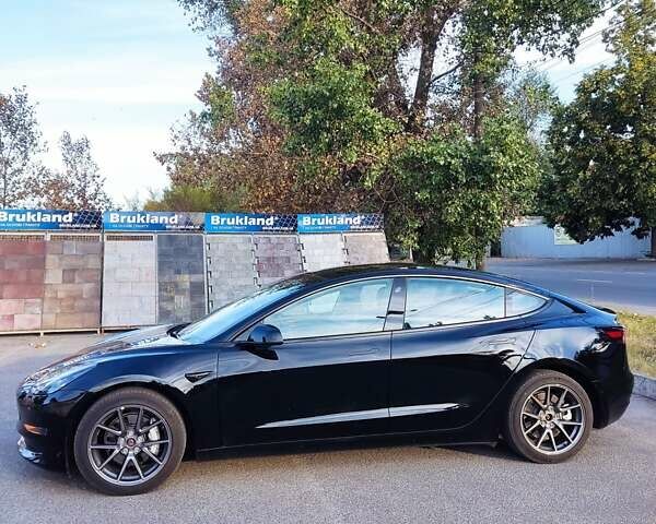 Чорний Тесла Модель 3, об'ємом двигуна 0 л та пробігом 56 тис. км за 23500 $, фото 2 на Automoto.ua