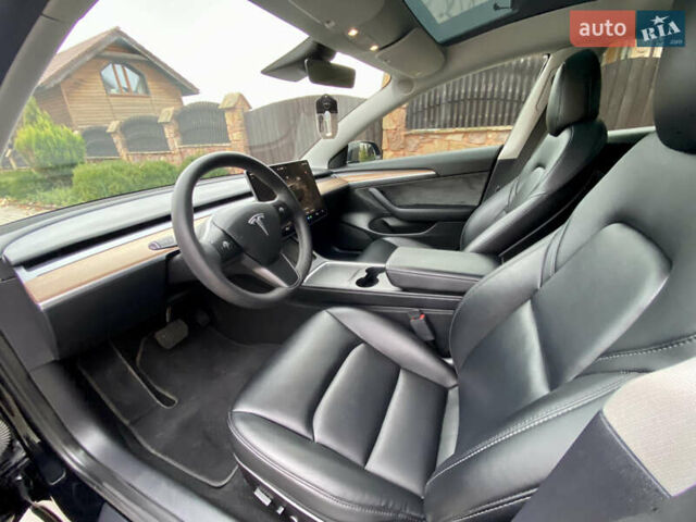 Чорний Тесла Модель 3, об'ємом двигуна 0 л та пробігом 146 тис. км за 20800 $, фото 16 на Automoto.ua