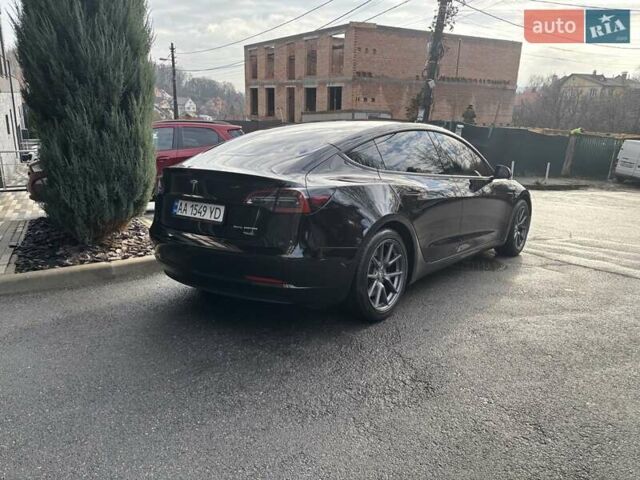 Черный Тесла Модель 3, объемом двигателя 0 л и пробегом 54 тыс. км за 20999 $, фото 4 на Automoto.ua
