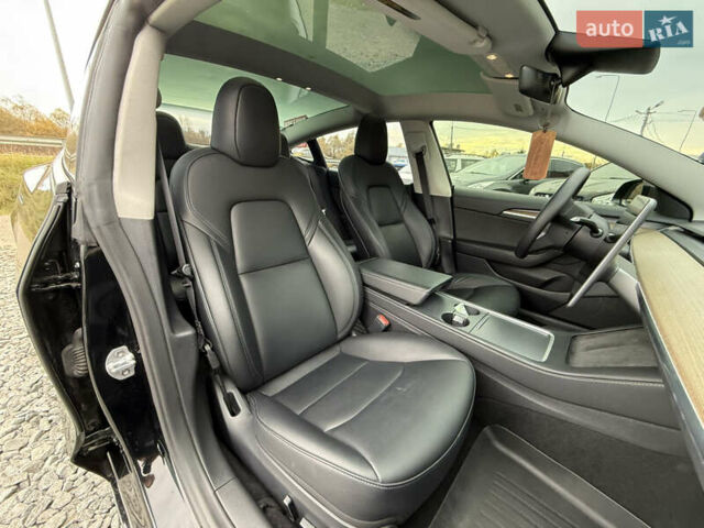 Черный Тесла Модель 3, объемом двигателя 0 л и пробегом 116 тыс. км за 20999 $, фото 27 на Automoto.ua