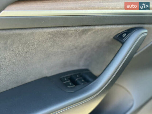 Черный Тесла Модель 3, объемом двигателя 0 л и пробегом 55 тыс. км за 25000 $, фото 17 на Automoto.ua