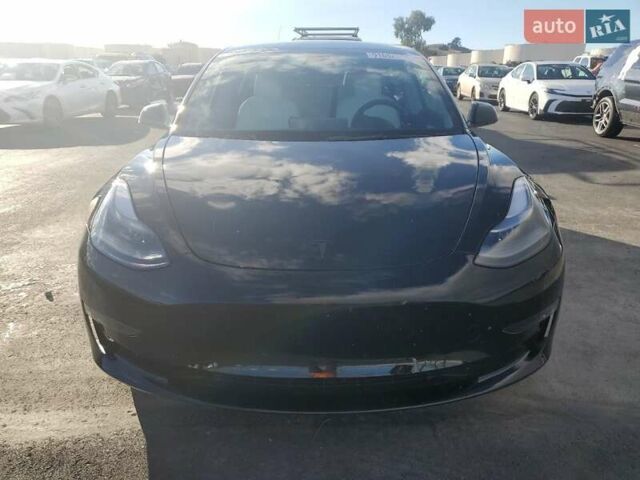 Чорний Тесла Модель 3, об'ємом двигуна 0 л та пробігом 67 тис. км за 5500 $, фото 4 на Automoto.ua