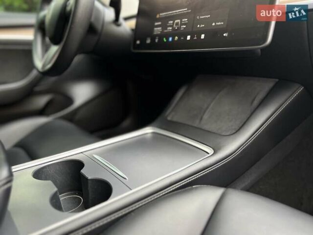 Тесла Модель 3 2022 у Львові на Automoto.ua Чорний Тесла Модель 3, об'ємом двигуна 0 л та пробігом 75 тис. км за 27500 $, фото 25 на Automoto.ua
