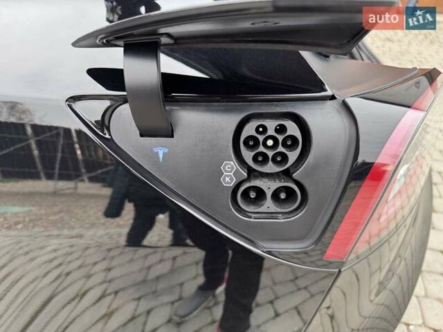 Черный Тесла Модель 3, объемом двигателя 0 л и пробегом 73 тыс. км за 23999 $, фото 39 на Automoto.ua