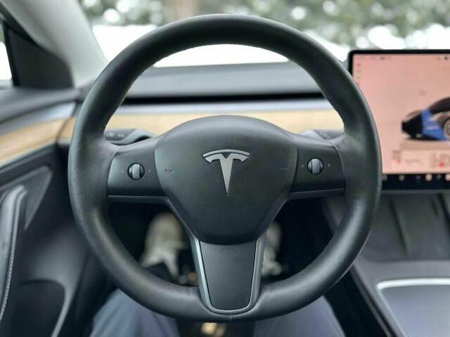 Черный Тесла Модель 3, объемом двигателя 0 л и пробегом 12 тыс. км за 10500 $, фото 12 на Automoto.ua