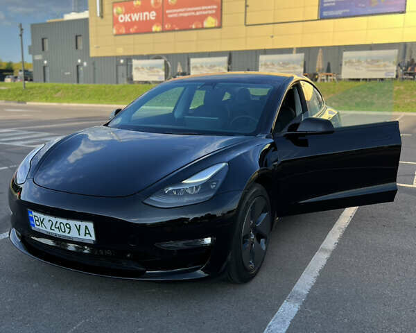 Черный Тесла Модель 3, объемом двигателя 0 л и пробегом 17 тыс. км за 28500 $, фото 2 на Automoto.ua
