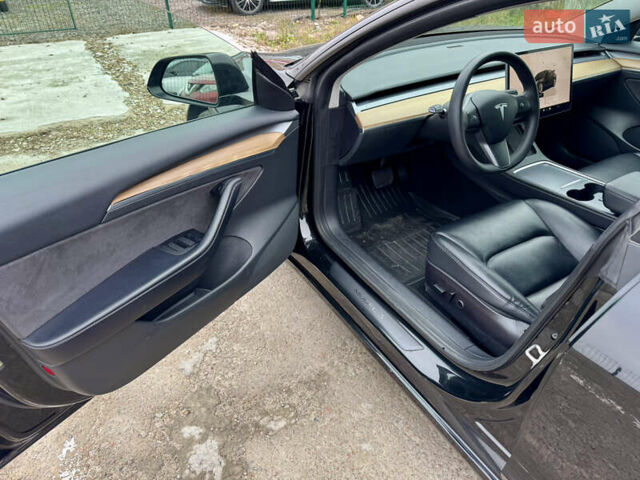 Чорний Тесла Модель 3, об'ємом двигуна 0 л та пробігом 160 тис. км за 17999 $, фото 8 на Automoto.ua