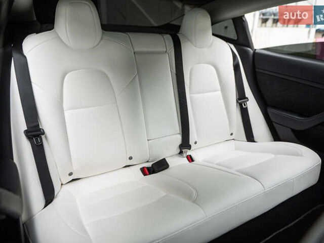 Черный Тесла Модель 3, объемом двигателя 0 л и пробегом 16 тыс. км за 27500 $, фото 48 на Automoto.ua