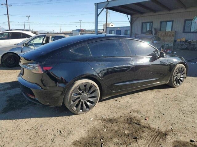 Чорний Тесла Модель 3, об'ємом двигуна 0 л та пробігом 64 тис. км за 8100 $, фото 2 на Automoto.ua