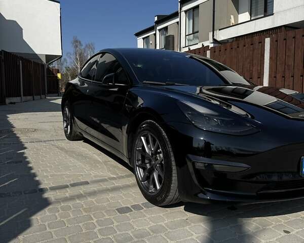 Чорний Тесла Модель 3, об'ємом двигуна 0 л та пробігом 45 тис. км за 23000 $, фото 2 на Automoto.ua