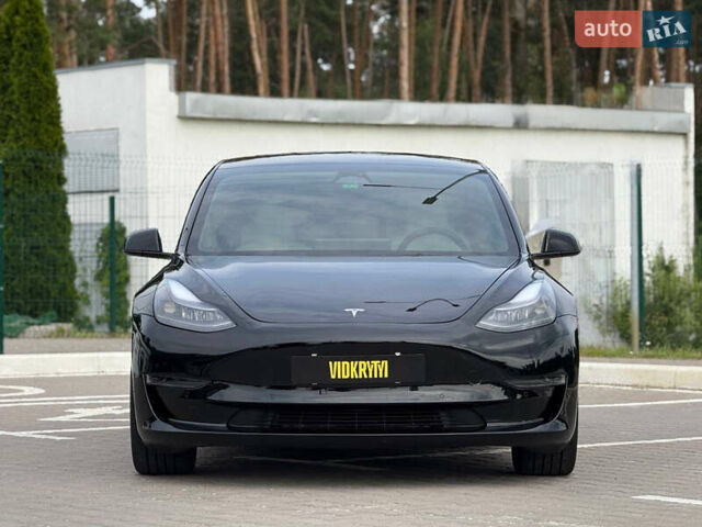 Черный Тесла Модель 3, объемом двигателя 0 л и пробегом 33 тыс. км за 17850 $, фото 3 на Automoto.ua