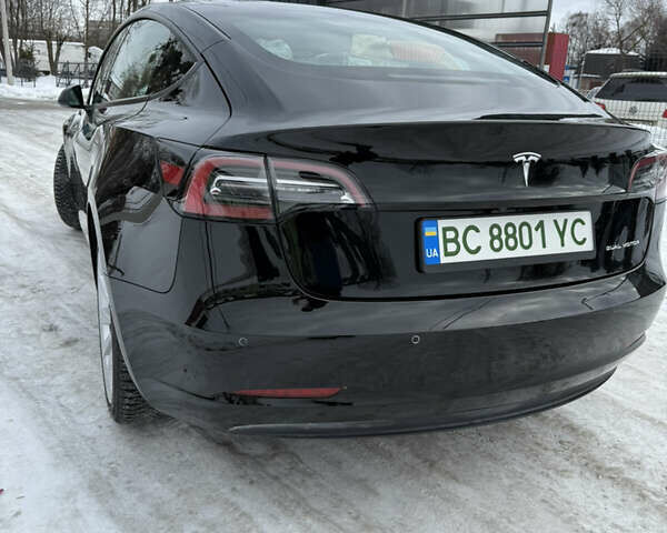 Черный Тесла Модель 3, объемом двигателя 0 л и пробегом 64 тыс. км за 22500 $, фото 2 на Automoto.ua