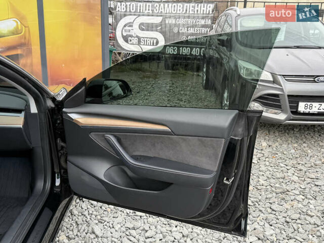 Черный Тесла Модель 3, объемом двигателя 0 л и пробегом 116 тыс. км за 20999 $, фото 31 на Automoto.ua