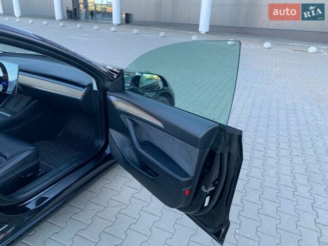 Черный Тесла Модель 3, объемом двигателя 0 л и пробегом 75 тыс. км за 18500 $, фото 27 на Automoto.ua