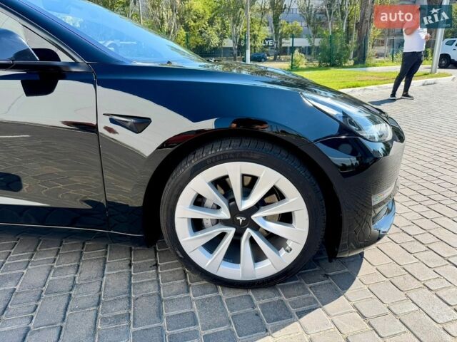 Черный Тесла Модель 3, объемом двигателя 0 л и пробегом 31 тыс. км за 19900 $, фото 4 на Automoto.ua