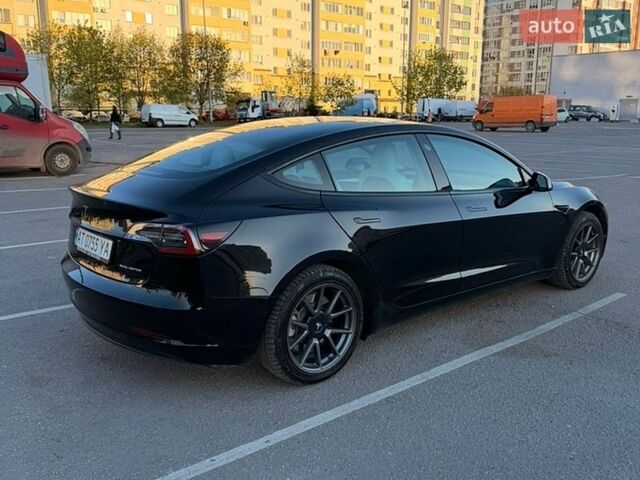 Черный Тесла Модель 3, объемом двигателя 0 л и пробегом 51 тыс. км за 20000 $, фото 2 на Automoto.ua