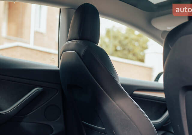 Черный Тесла Модель 3, объемом двигателя 0 л и пробегом 15 тыс. км за 23500 $, фото 41 на Automoto.ua