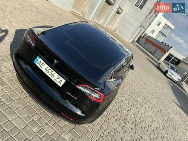 Черный Тесла Модель 3, объемом двигателя 0 л и пробегом 46 тыс. км за 24200 $, фото 2 на Automoto.ua