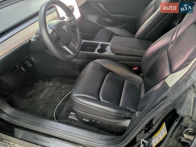 Черный Тесла Модель 3, объемом двигателя 0 л и пробегом 78 тыс. км за 17000 $, фото 8 на Automoto.ua