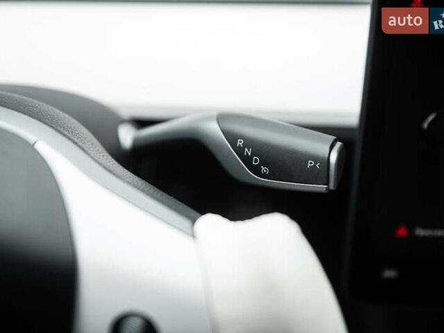 Черный Тесла Модель 3, объемом двигателя 0 л и пробегом 16 тыс. км за 27500 $, фото 40 на Automoto.ua