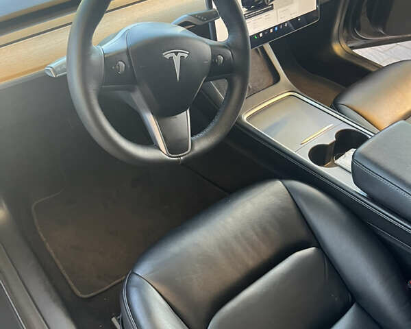 Тесла Модель 3 2022 в Ужгороде на Automoto.ua Черный Тесла Модель 3, объемом двигателя 0 л и пробегом 230 тыс. км за 15999 $, фото 4 на Automoto.ua