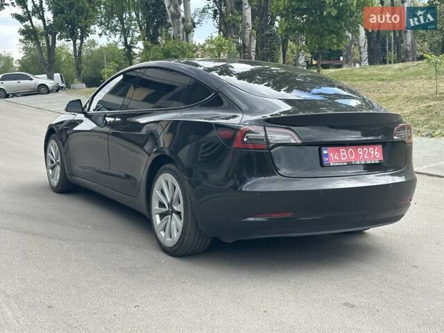 Чорний Тесла Модель 3, об'ємом двигуна 0 л та пробігом 60 тис. км за 22300 $, фото 3 на Automoto.ua