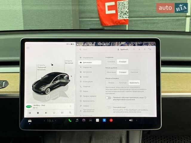 Тесла Модель 3 2022 у Києві на Automoto.ua Чорний Тесла Модель 3, об'ємом двигуна 0 л та пробігом 44 тис. км за 25500 $, фото 19 на Automoto.ua