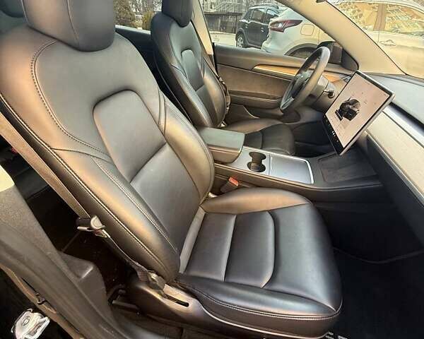 Чорний Тесла Модель 3, об'ємом двигуна 0 л та пробігом 92 тис. км за 21000 $, фото 24 на Automoto.ua