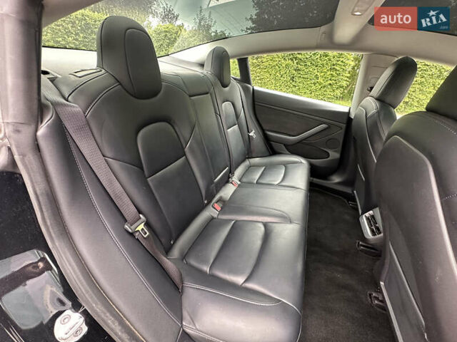 Тесла Модель 3 2022 в Киеве на Automoto.ua Черный Тесла Модель 3, объемом двигателя 0 л и пробегом 135 тыс. км за 19299 $, фото 41 на Automoto.ua