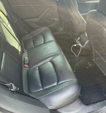 Черный Тесла Модель 3, объемом двигателя 0 л и пробегом 90 тыс. км за 16500 $, фото 25 на Automoto.ua