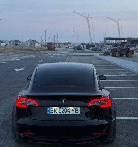 Черный Тесла Модель 3, объемом двигателя 0 л и пробегом 176 тыс. км за 17900 $, фото 7 на Automoto.ua