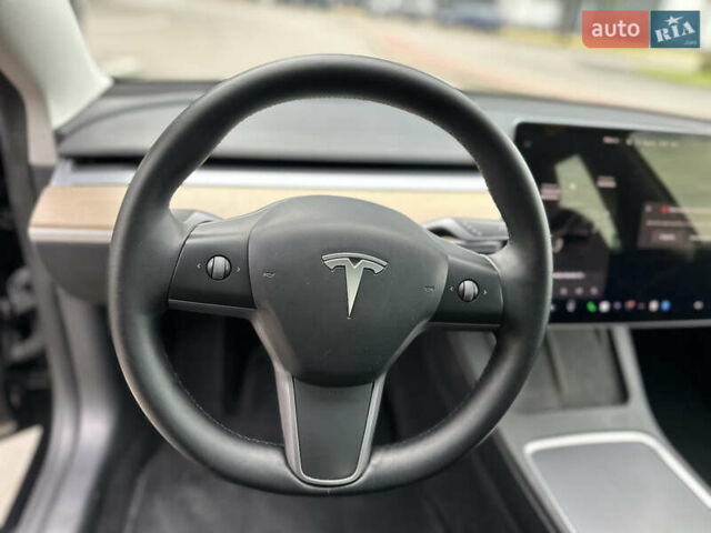 Тесла Модель 3 2022 в Киеве на Automoto.ua Черный Тесла Модель 3, объемом двигателя 0 л и пробегом 135 тыс. км за 19299 $, фото 31 на Automoto.ua