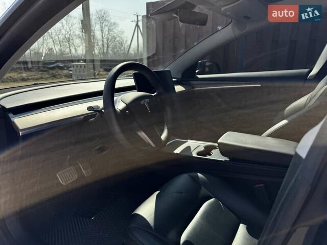 Чорний Тесла Модель 3, об'ємом двигуна 0 л та пробігом 45 тис. км за 23000 $, фото 24 на Automoto.ua
