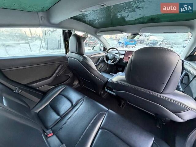 Черный Тесла Модель 3, объемом двигателя 0 л и пробегом 240 тыс. км за 12300 $, фото 19 на Automoto.ua