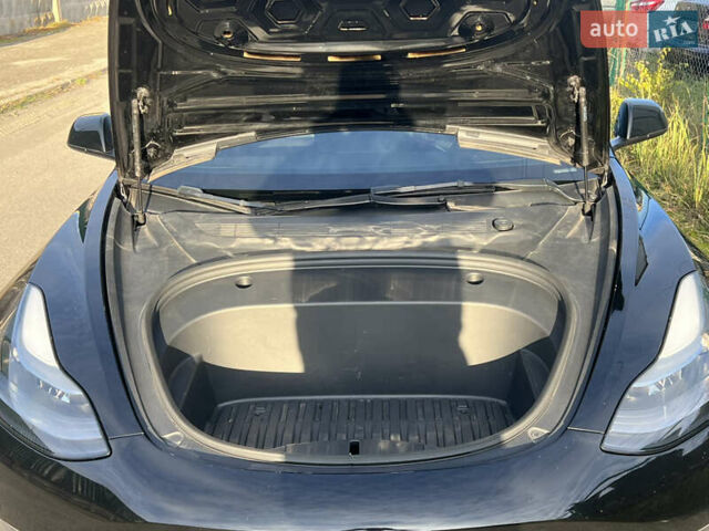 Тесла Модель 3 2022 у Києві на Automoto.ua Чорний Тесла Модель 3, об'ємом двигуна 0 л та пробігом 56 тис. км за 22500 $, фото 17 на Automoto.ua