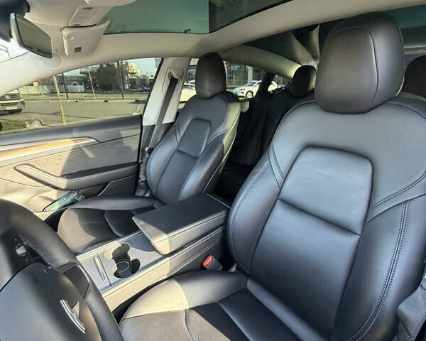 Черный Тесла Модель 3, объемом двигателя 0 л и пробегом 88 тыс. км за 22500 $, фото 14 на Automoto.ua