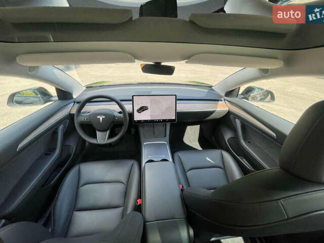 Чорний Тесла Модель 3, об'ємом двигуна 0 л та пробігом 117 тис. км за 16100 $, фото 7 на Automoto.ua