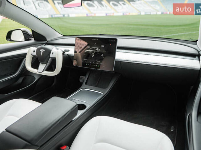Черный Тесла Модель 3, объемом двигателя 0 л и пробегом 16 тыс. км за 27500 $, фото 45 на Automoto.ua