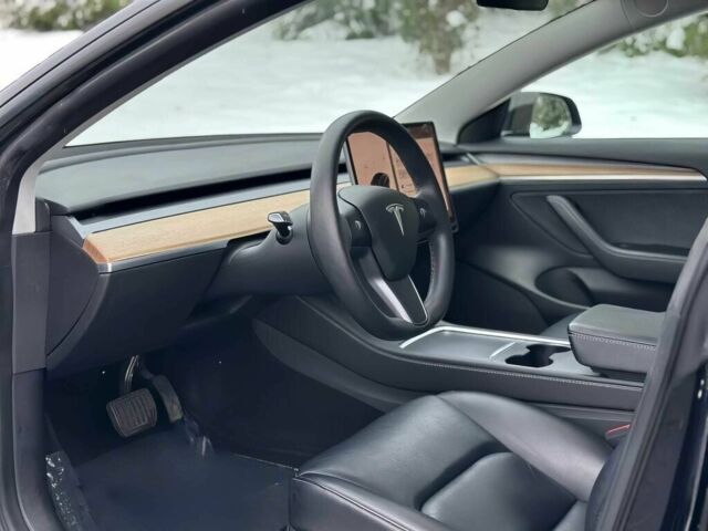 Черный Тесла Модель 3, объемом двигателя 0 л и пробегом 12 тыс. км за 10500 $, фото 11 на Automoto.ua