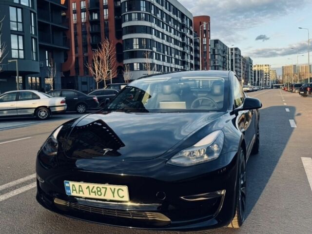 Чорний Тесла Модель 3, об'ємом двигуна 0 л та пробігом 44 тис. км за 18350 $, фото 2 на Automoto.ua