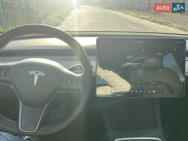 Тесла Модель 3 2022 у Києві на Automoto.ua Чорний Тесла Модель 3, об'ємом двигуна 0 л та пробігом 56 тис. км за 22500 $, фото 9 на Automoto.ua