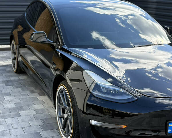 Черный Тесла Модель 3, объемом двигателя 0 л и пробегом 120 тыс. км за 21999 $, фото 2 на Automoto.ua