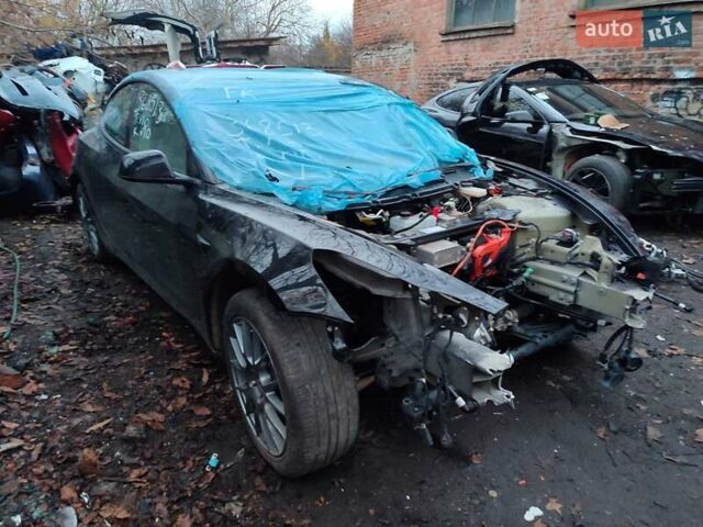 Чорний Тесла Модель 3, об'ємом двигуна 0 л та пробігом 95 тис. км за 11300 $, фото 4 на Automoto.ua